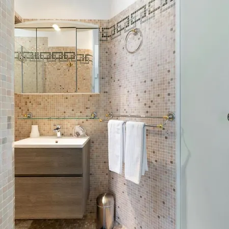 Дом отдыха Cap D'antibes- Seafront - Swimming Pool -ac *