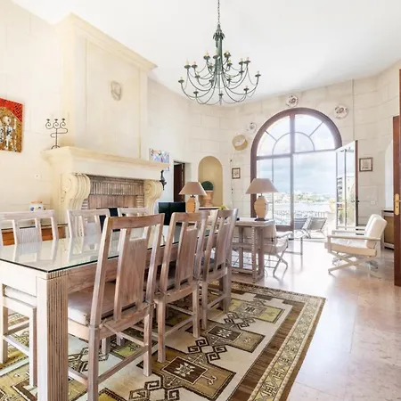 Holiday home Cap D'antibes- Seafront - Swimming Pool -ac