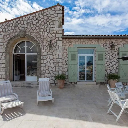 Semesterbostad Cap D'antibes- Seafront - Swimming Pool -ac *