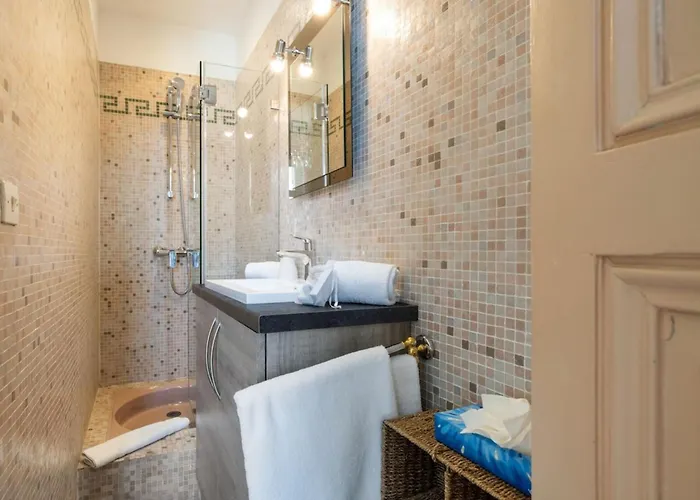 Σπίτι διακοπών Cap D'antibes- Seafront - Swimming Pool -ac *