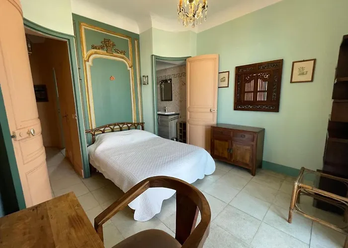 בית נופש Cap D'antibes- Seafront - Swimming Pool -ac *